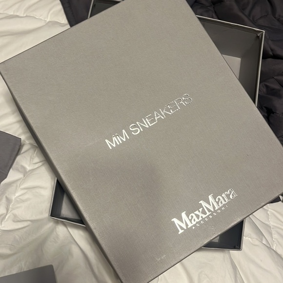 NEW MAX  MARA MM 30 Neutro Gray Floral Sneakers - Picture 8 of 8